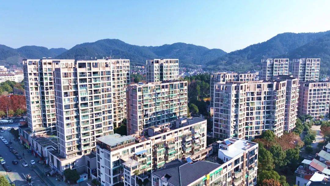 349f06f71f8b4d1f8b183f1a8626f28